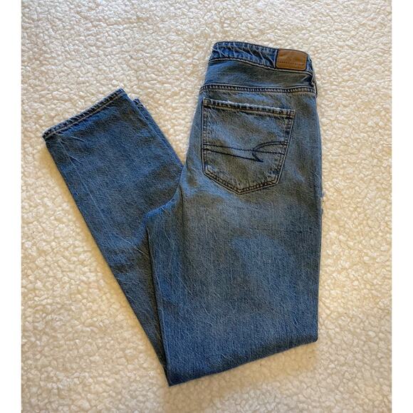 American Eagle TomGirl low rise straight leg denim jean medium wash, size 8 long - Picture 1 of 13
